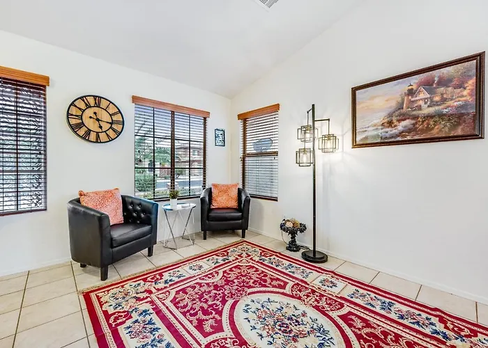 Tranquil Cactus Holiday home Surprise